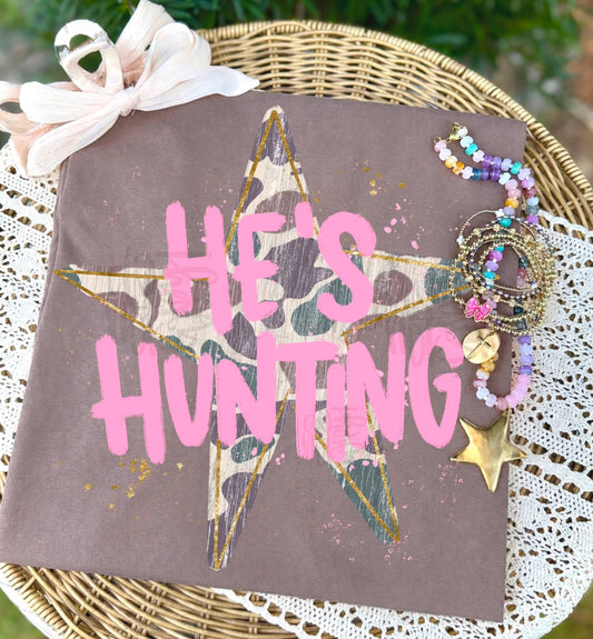He’s hunting T-shirt, or sweatshirt