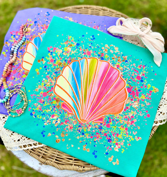 Bright beachy Shell T-shirt, or sweatshirt
