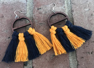 Macrame navy/yellow earrings